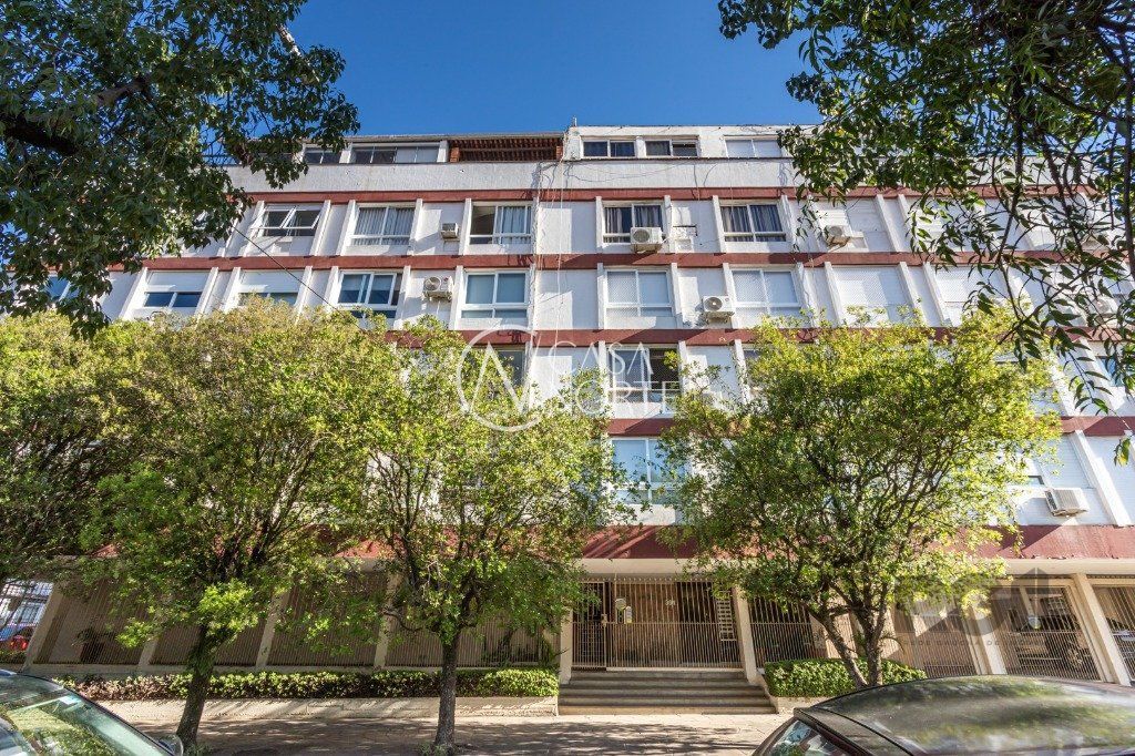 Cobertura à venda com 3 quartos, 245m², 1 suíte, 2 vagas, Rua Marquês do Herval no bairro Moinhos de Vento em Porto Alegre