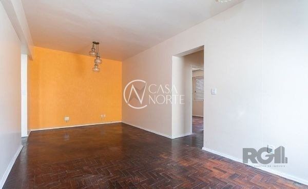 Apartamento à venda com 2 quartos, 87m², 1 vaga, Avenida Cristóvão Colombo no bairro Moinhos de Vento em Porto Alegre