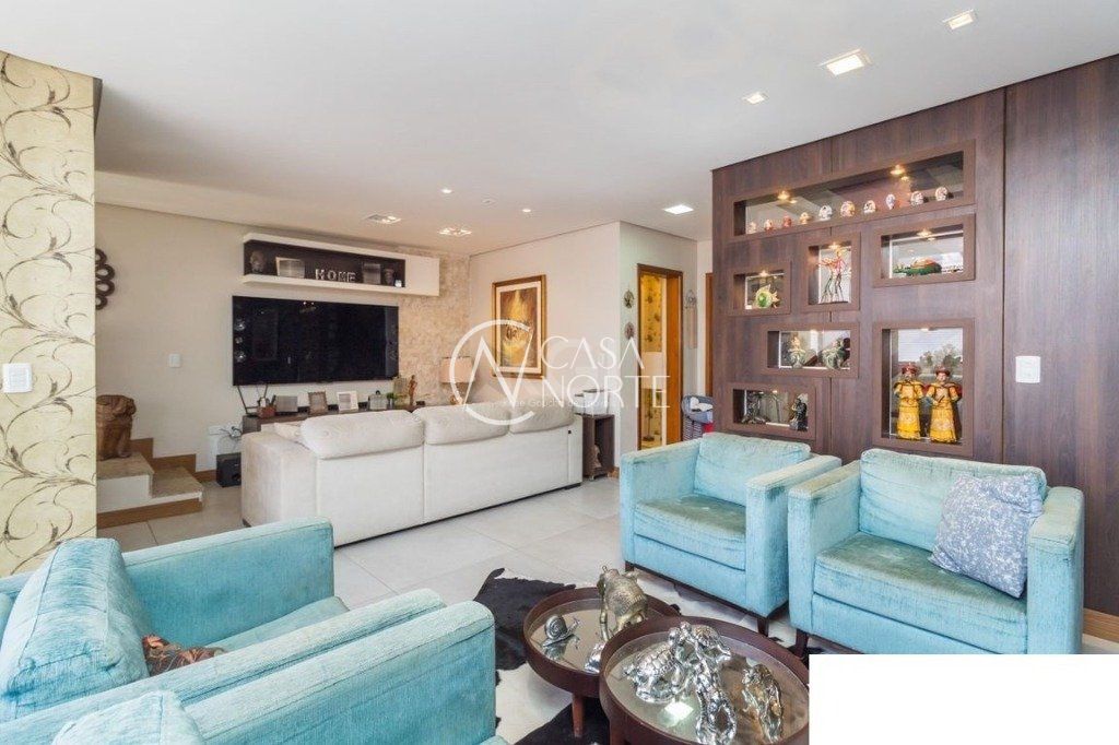 Casa de Condomínio à venda com 3 quartos, 240m², 1 suíte, 3 vagas, Rua João Mendes Ouriques no bairro Jardim Isabel em Porto Alegre