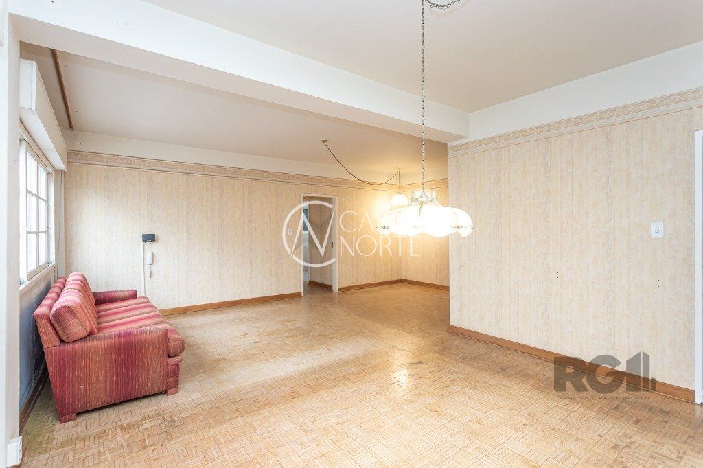 Apartamento à venda com 3 quartos, 147m², 1 vaga, Avenida Cristóvão Colombo no bairro Floresta em Porto Alegre