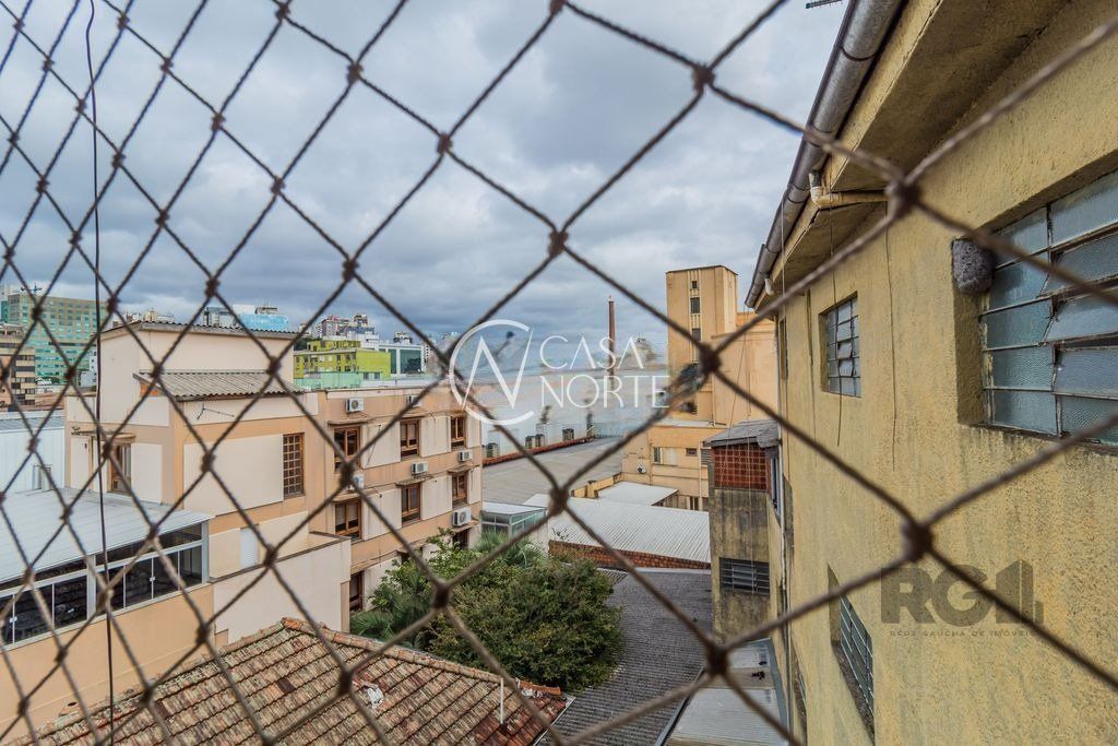 Apartamento à venda com 1 quarto, 49m², Rua São Carlos no bairro Floresta em Porto Alegre