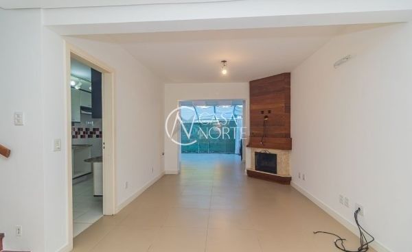 Casa de Condomínio à venda com 3 quartos, 181m², 1 suíte, 2 vagas, Rua Pirajá no bairro Ipanema em Porto Alegre