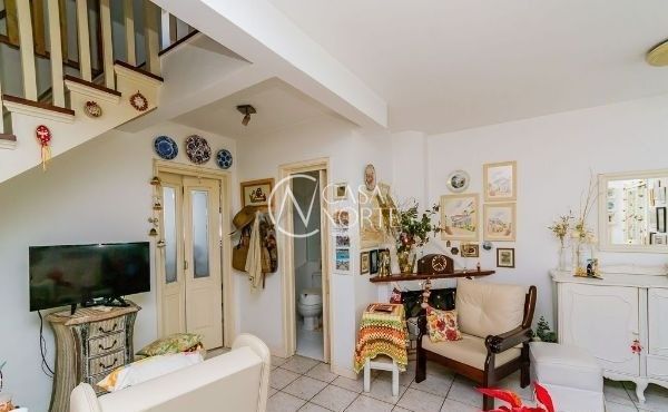 Casa de Condomínio à venda com 3 quartos, 148m², 1 suíte, 2 vagas, Estrada João Salomoni no bairro Vila Nova em Porto Alegre