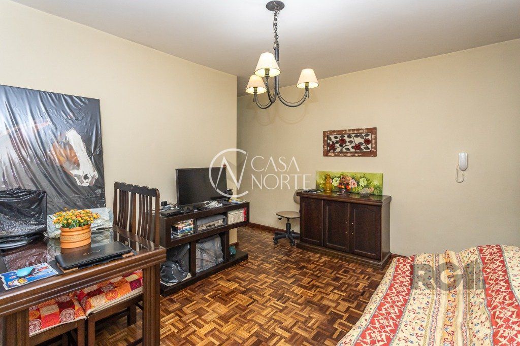 Apartamento à venda com 2 quartos, 65m², Avenida Cel Lucas de Oliveira no bairro Petrópolis em Porto Alegre
