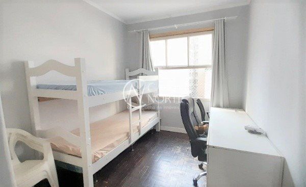 Apartamento à venda com 3 quartos, 74m², Rua Riachuelo no bairro Centro Histórico em Porto Alegre