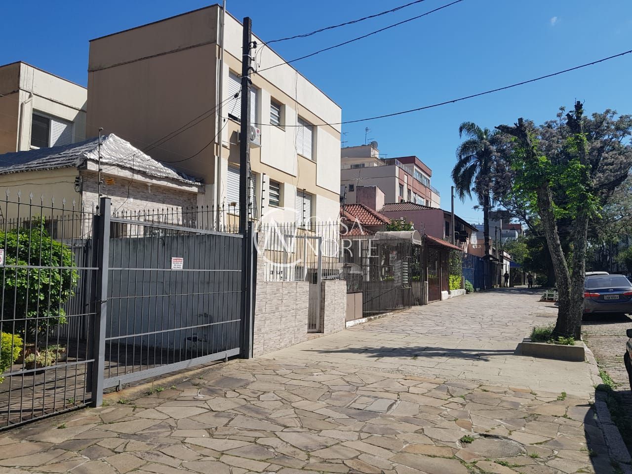 Terreno à venda  com 165m², Rua Barão de Teffe no bairro Menino Deus em Porto Alegre