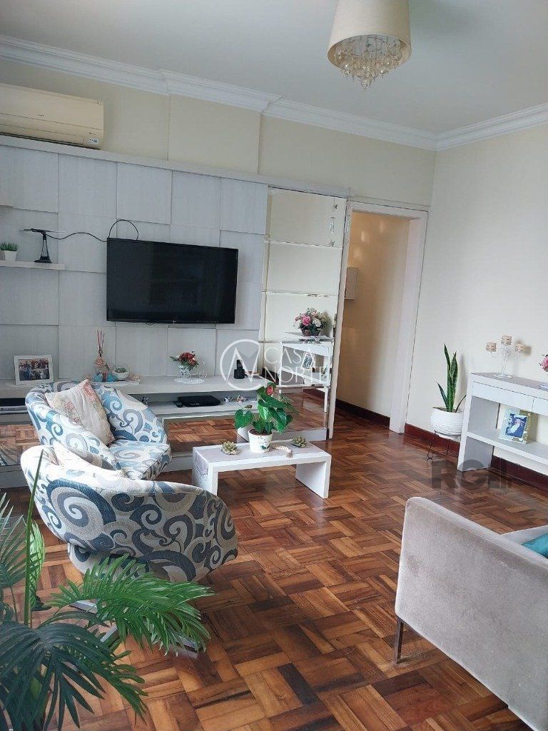 Apartamento à venda com 2 quartos, 96m², Rua Visconde do Rio Branco no bairro Floresta em Porto Alegre