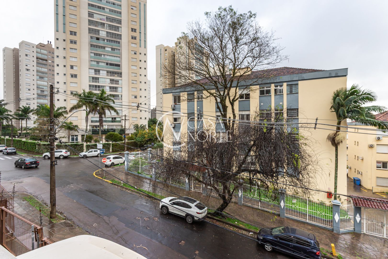 Apartamento à venda com 2 quartos, 68m², 1 vaga, Rua Doutor Dário de Bittencourt no bairro Vila Ipiranga em Porto Alegre