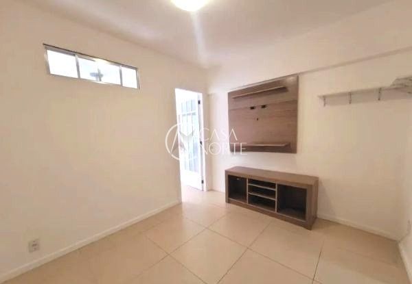 Apartamento à venda com 1 quarto, 27m², Rua dos Andradas no bairro Centro Histórico em Porto Alegre