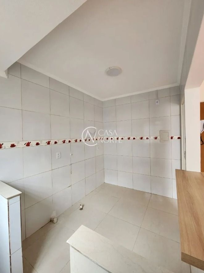 Apartamento à venda com 2 quartos, 52m², 1 vaga, Avenida Professor Oscar Pereira no bairro Santo Antônio em Porto Alegre