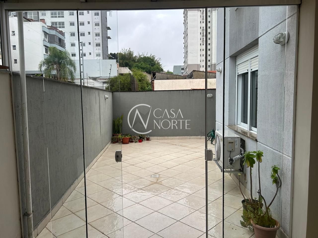 Apartamento à venda com 2 quartos, 108m², 1 suíte, 2 vagas, Rua Amaragi no bairro Cristo Redentor em Porto Alegre