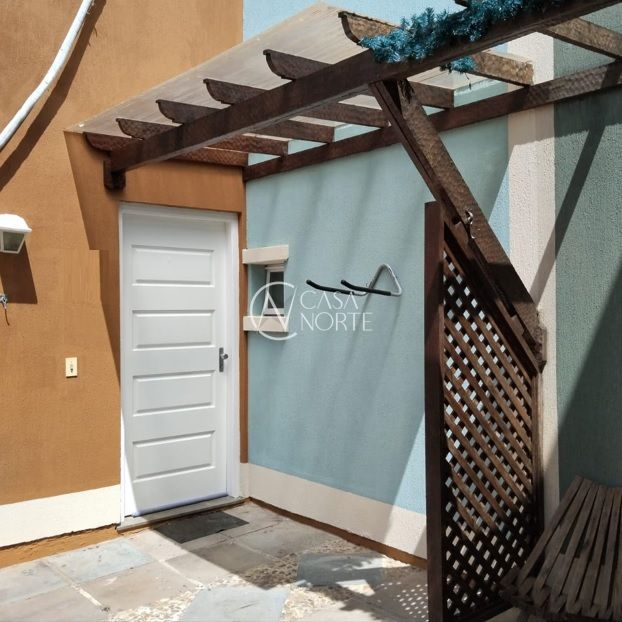 Casa de Condomínio à venda com 4 quartos, 86m², 1 suíte, 1 vaga, Rua Tenente Ary Tarrago no bairro Jardim Itu em Porto Alegre