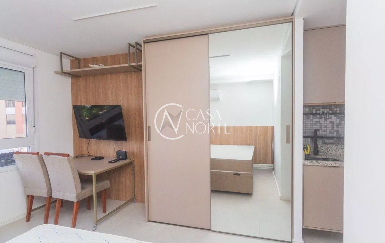 Apartamento à venda com 1 quarto, 27m², 1 vaga, Avenida dos Cubanos no bairro Partenon em Porto Alegre