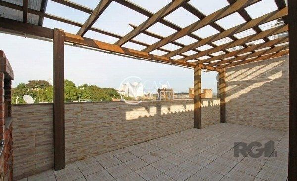 Cobertura à venda com 3 quartos, 86m², 1 vaga, Rua Jataí no bairro Cristal em Porto Alegre