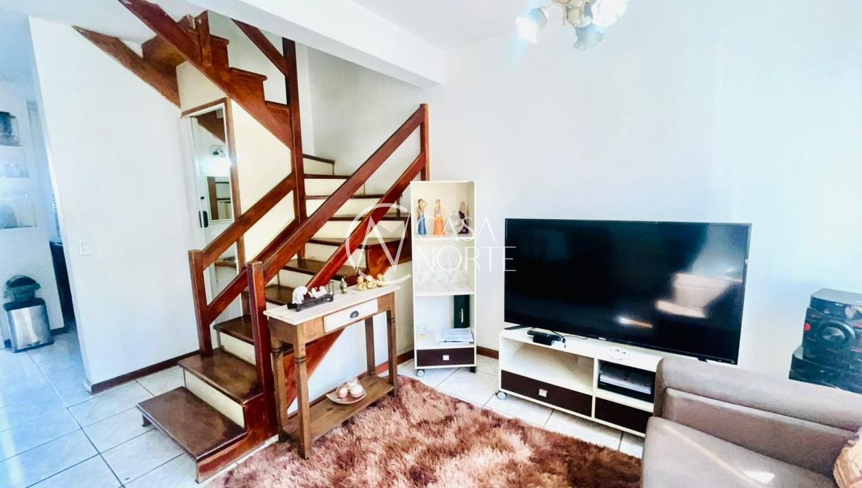 Casa de Condomínio à venda com 2 quartos, 75m², 1 vaga, Rua Engenheiro Frederico Dahne no bairro Sarandi em Porto Alegre