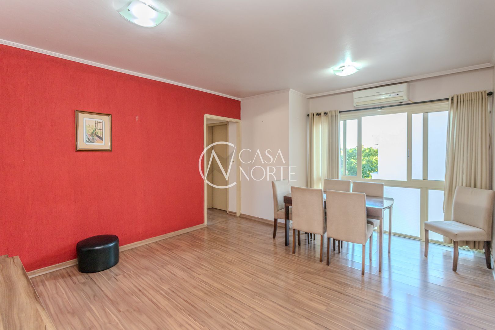 Apartamento à venda com 2 quartos, 88m², 1 vaga, Rua Laurindo no bairro Santana em Porto Alegre