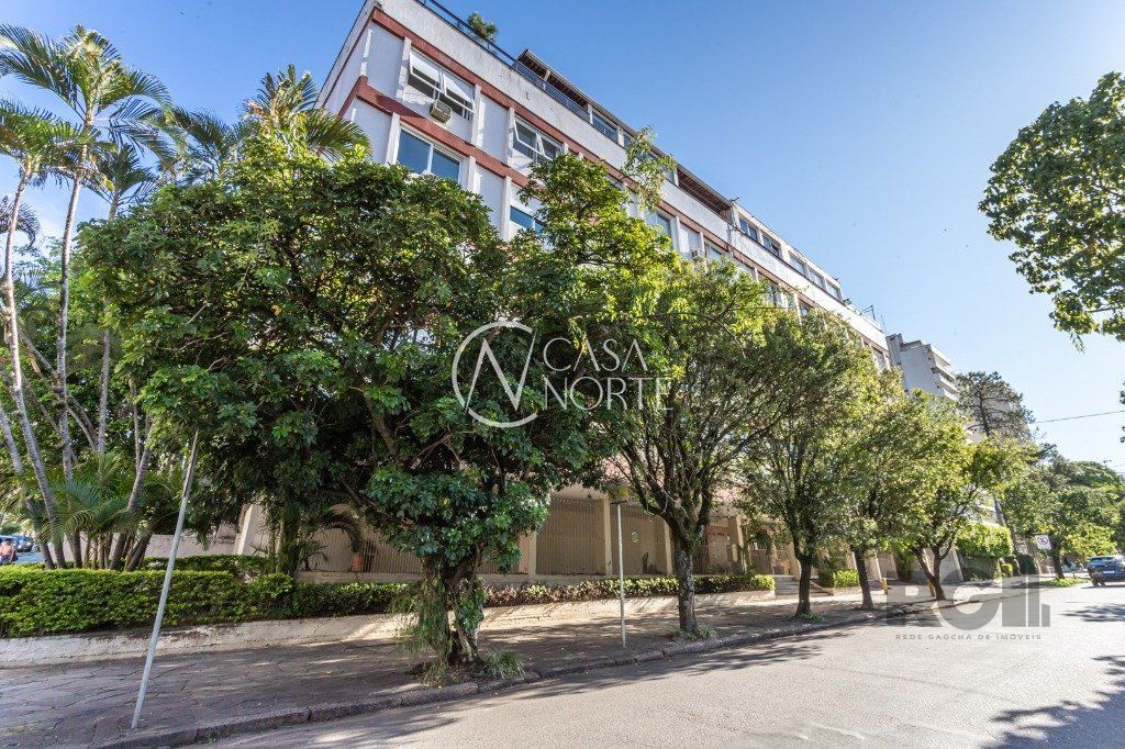 Cobertura à venda com 3 quartos, 245m², 1 suíte, 2 vagas, Rua Marquês do Herval no bairro Moinhos de Vento em Porto Alegre