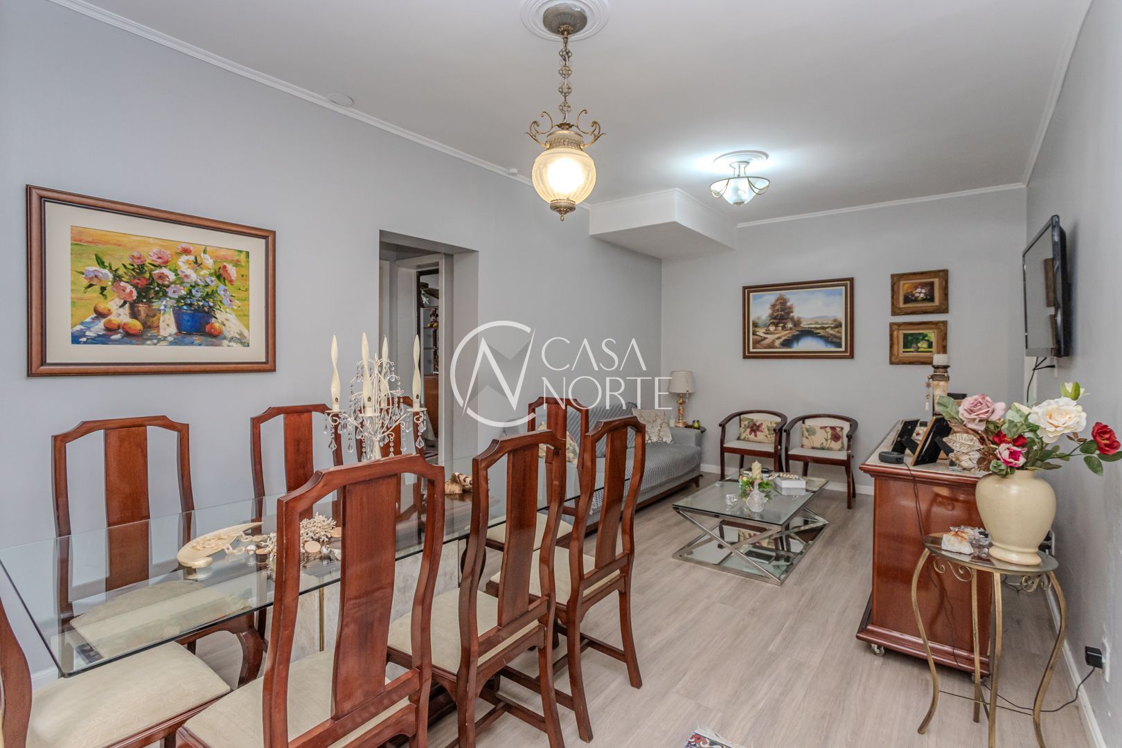 Prédio Comercial à venda com 10 quartos, 343m², 8 vagas, Avenida Assis Brasil no bairro Passo da Areia em Porto Alegre