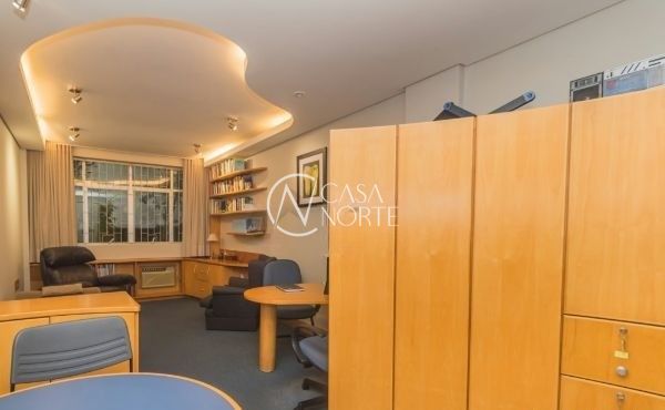 Sala Comercial à venda com 1 quarto, 38m², Avenida Caçapava no bairro Petrópolis em Porto Alegre