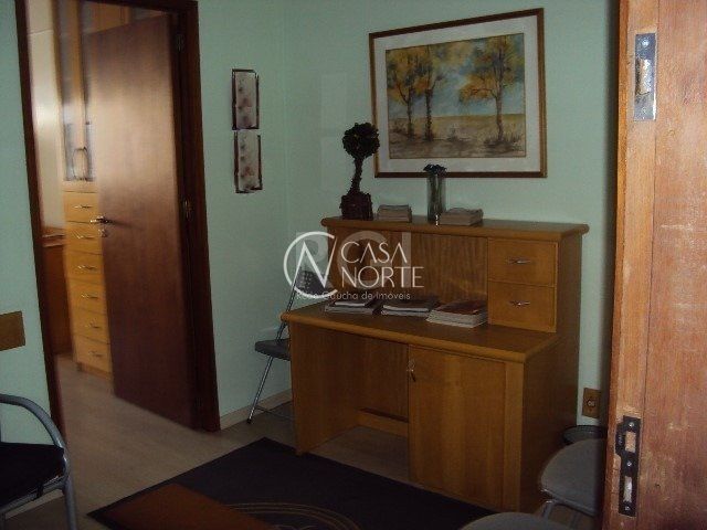 Sala Comercial à venda com 1 quarto, 31m², Avenida Taquara no bairro Petrópolis em Porto Alegre