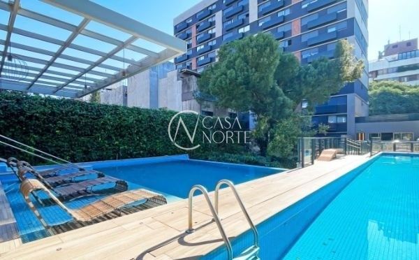 Loft à venda com 1 quarto, 25m², 1 vaga, Rua Tenente-Coronel Fabrício Pilar no bairro Mont Serrat em Porto Alegre
