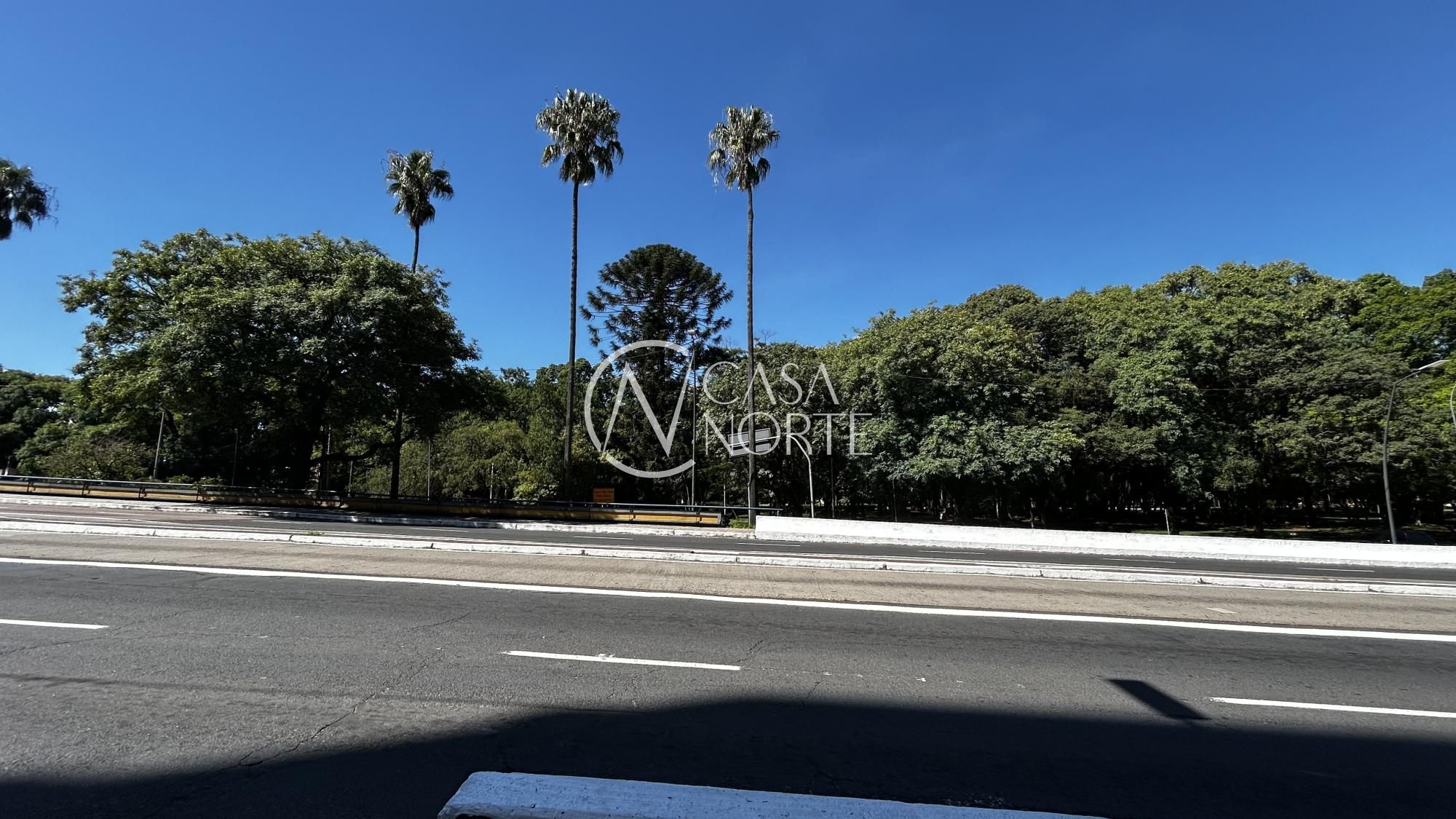 Sala Comercial à venda com 1 quarto, 61m², 2 vagas, Avenida João Pessoa no bairro Cidade Baixa em Porto Alegre