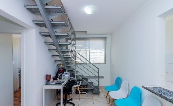 Cobertura à venda com 2 quartos, 95m², 1 suíte, 1 vaga, Rua Engenheiro Sadi Castro no bairro Sarandi em Porto Alegre