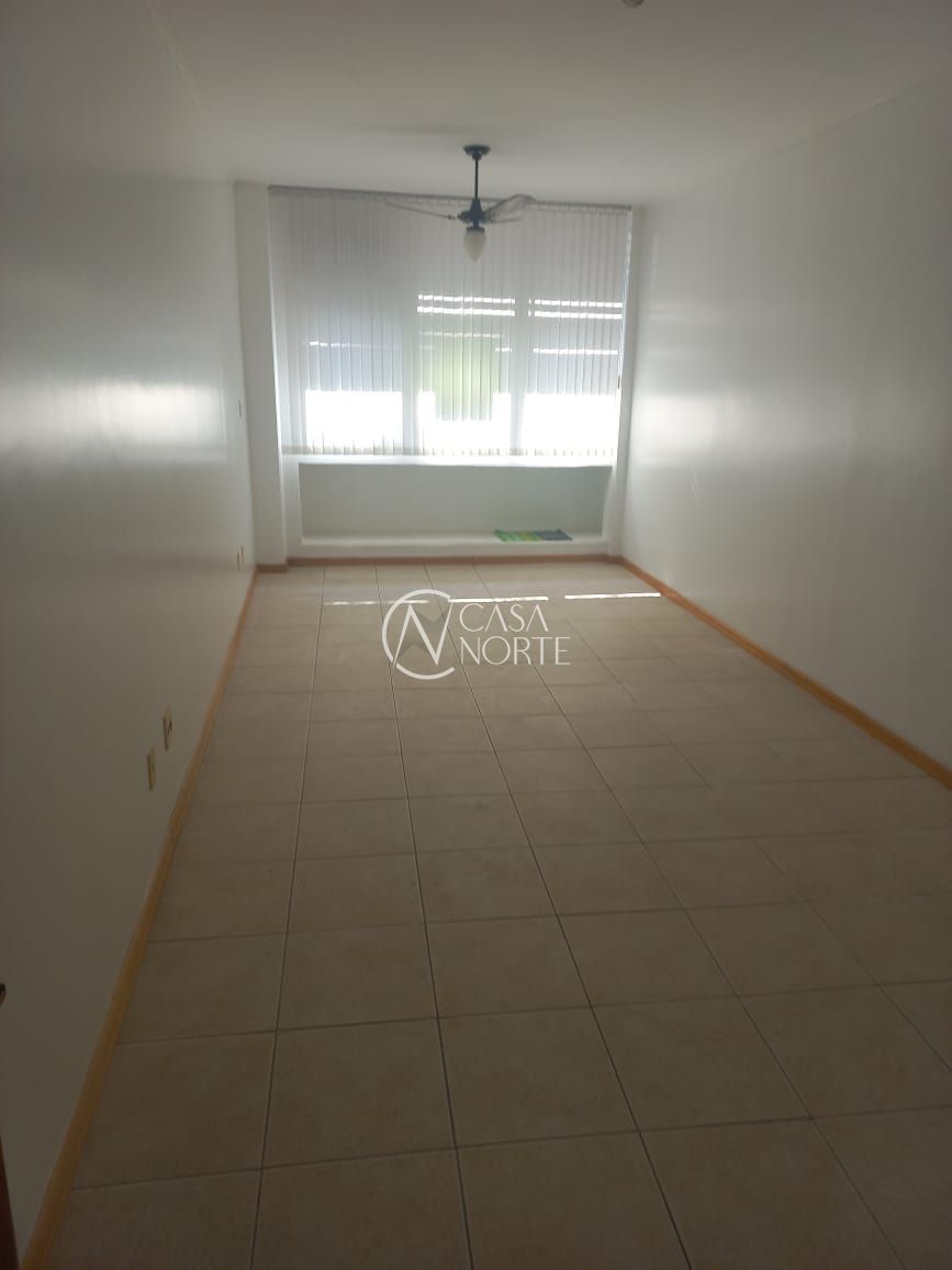 Sala Comercial à venda com 1 quarto, 37m², Avenida Taquara no bairro Petrópolis em Porto Alegre