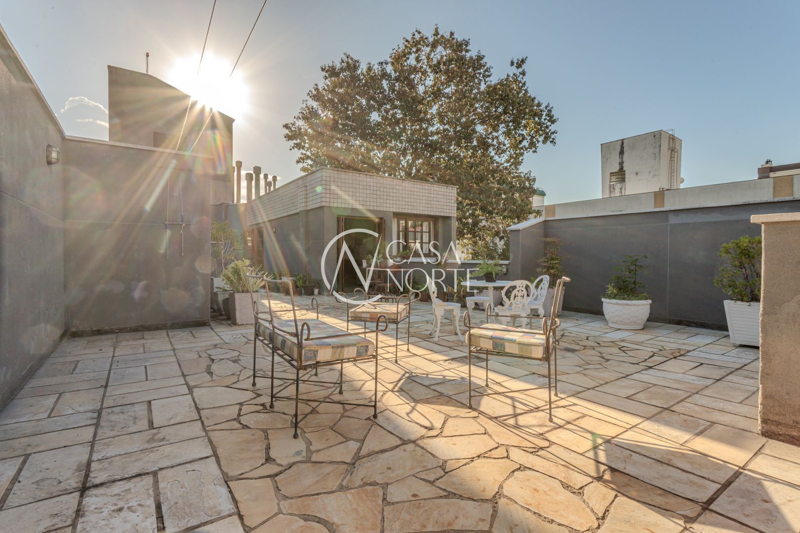 Cobertura à venda com 3 quartos, 292m², 1 suíte, 1 vaga, Avenida Coronel Lucas de Oliveira no bairro Petrópolis em Porto Alegre