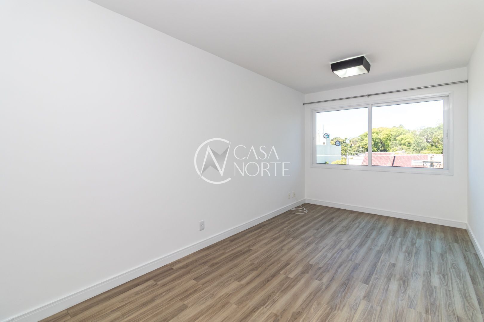 Apartamento à venda com 2 quartos, 64m², 1 suíte, 1 vaga, Rua Barão do Amazonas no bairro Partenon em Porto Alegre