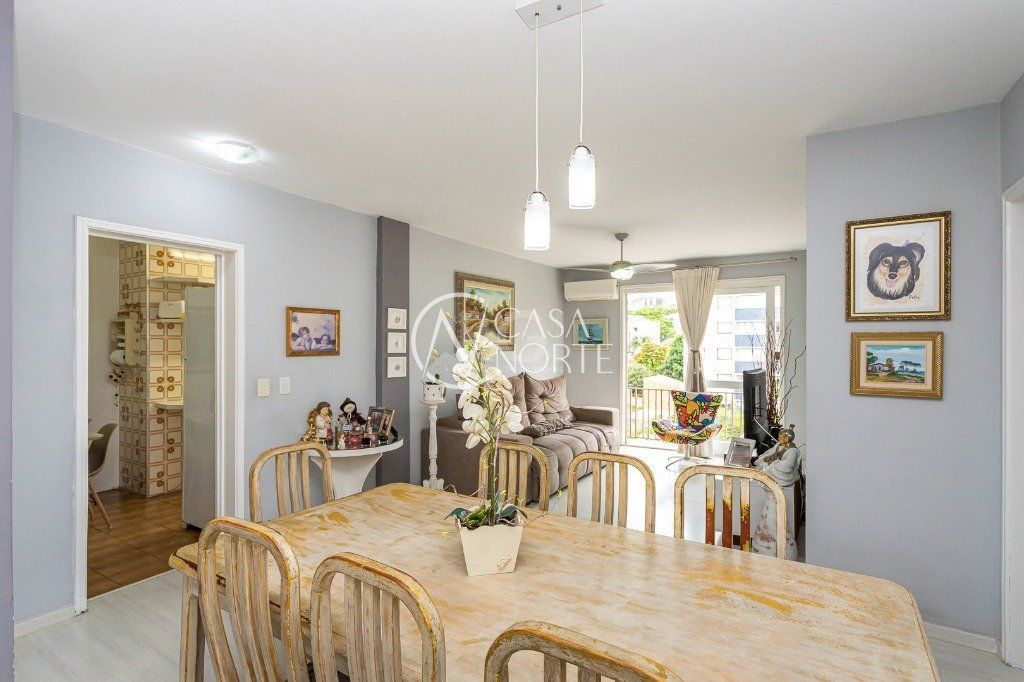 Apartamento à venda com 3 quartos, 121m², 1 suíte, 1 vaga, Rua Marcelo Gama no bairro São João em Porto Alegre