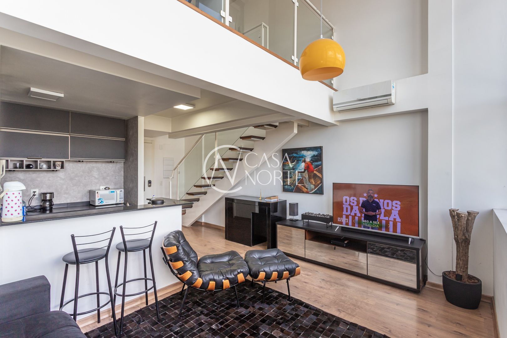 Duplex à venda com 1 quarto, 55m², 1 suíte, 2 vagas, Avenida Ipiranga no bairro Jardim Botânico em Porto Alegre