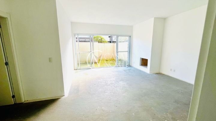 Apartamento à venda com 3 quartos, 137m², 1 suíte, 2 vagas, Rua São Josémaria Escriva no bairro Jardim do Salso em Porto Alegre