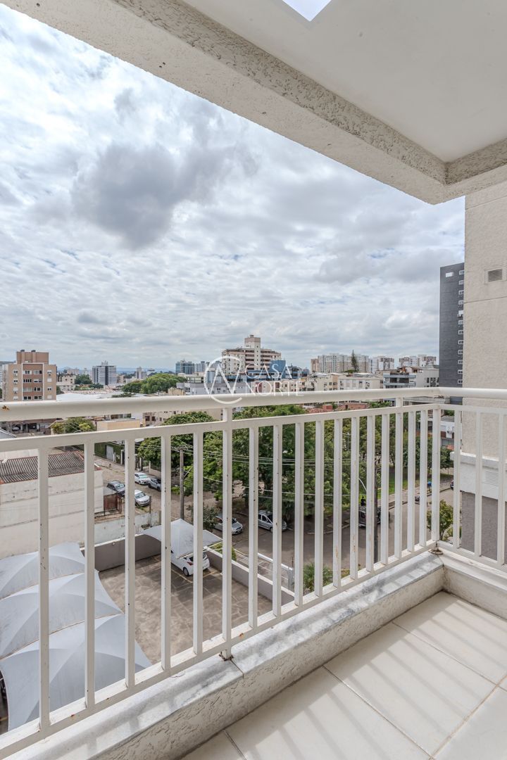 Apartamento à venda com 2 quartos, 59m², 1 suíte, 1 vaga, Rua Limoeiro no bairro Cristo Redentor em Porto Alegre