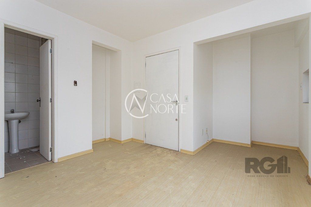 Sala Comercial à venda com 1 quarto, 20m², Avenida Ipiranga no bairro Menino Deus em Porto Alegre