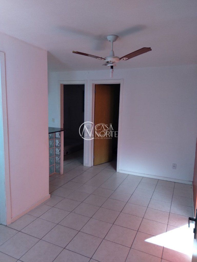 Apartamento à venda com 2 quartos, 38m², 1 vaga, Rua Paulo Renato Ketzer de Souza no bairro Rubem Berta em Porto Alegre