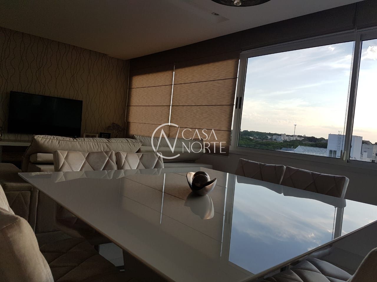 Apartamento à venda com 2 quartos, 71m², 1 suíte, 2 vagas, Rua Professora Lucy Maria Soares Santos no bairro Jardim Planalto em Porto Alegre