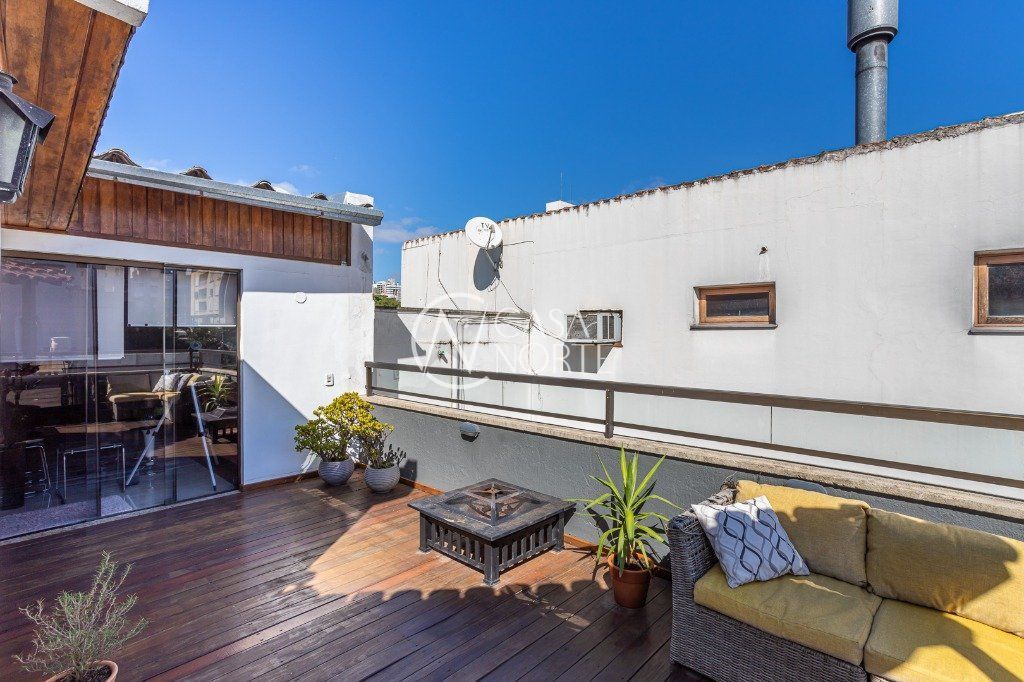 Cobertura à venda com 2 quartos, 128m², 1 suíte, 1 vaga, Rua Carlos Trein Filho no bairro Auxiliadora em Porto Alegre