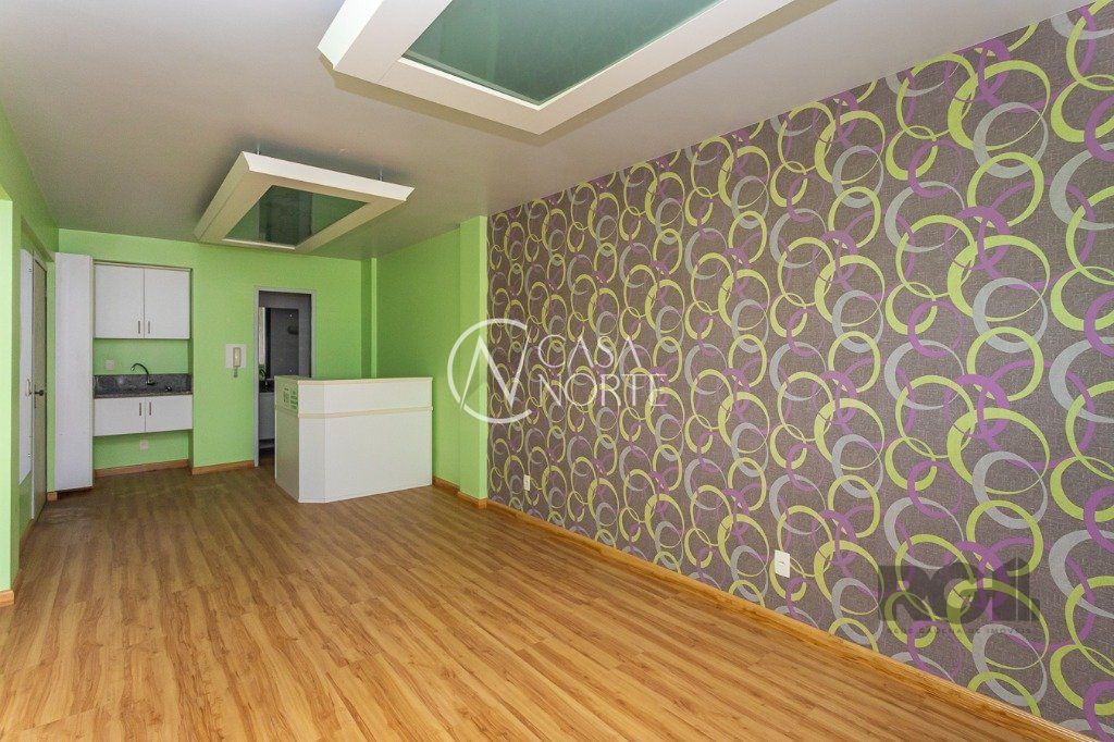 Sala Comercial à venda com 1 quarto, 34m², Avenida Ipiranga no bairro Menino Deus em Porto Alegre