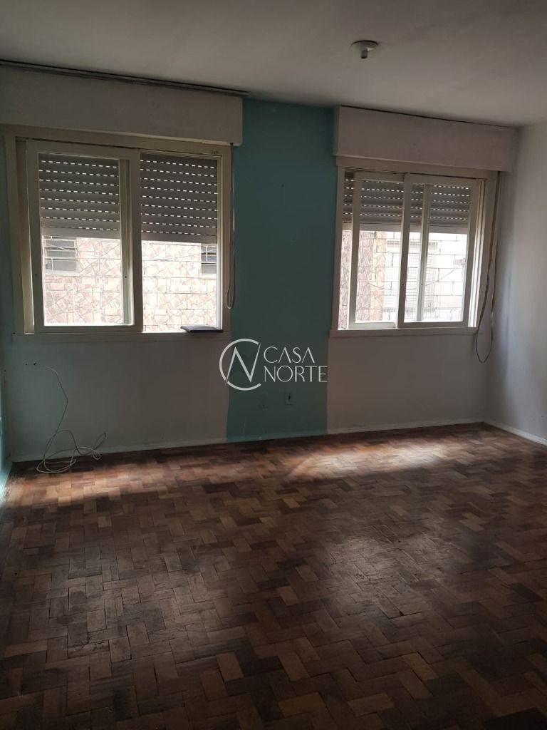 Kitnet à venda com 1 quarto, 33m², Rua Carlos Estevao no bairro Jardim Leopoldina em Porto Alegre