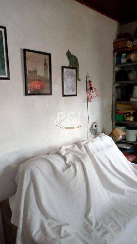 Casa à venda com 3 quartos, 65m², 3 vagas, Travessa Nove de Junho no bairro Vila São José em Porto Alegre