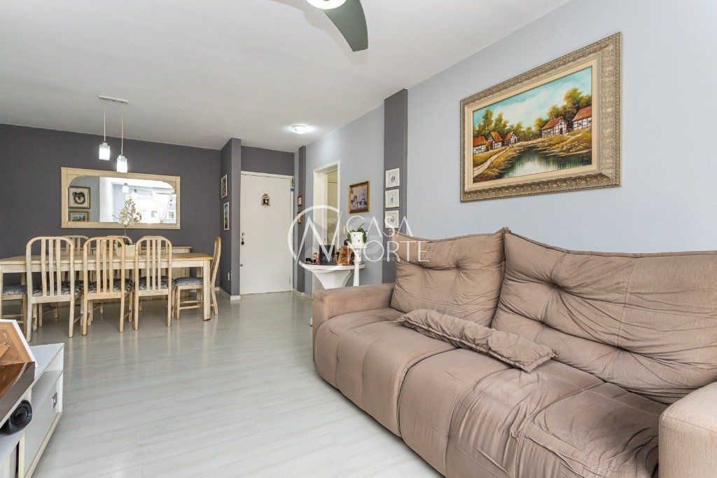 Apartamento à venda com 3 quartos, 121m², 1 suíte, 1 vaga, Rua Marcelo Gama no bairro São João em Porto Alegre