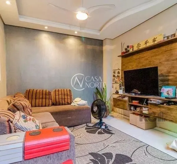 Casa à venda com 4 quartos, 296m², 3 suítes, 3 vagas, Rua Dona Firmina no bairro Partenon em Porto Alegre