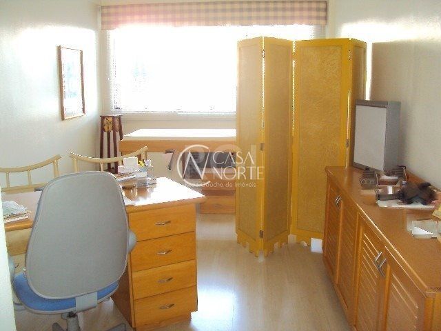 Sala Comercial à venda com 1 quarto, 31m², Avenida Taquara no bairro Petrópolis em Porto Alegre