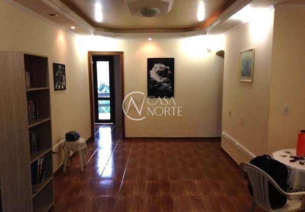 Casa à venda com 3 quartos, 173m², 1 suíte, 2 vagas, Rua Matias José Bins no bairro Chácara das Pedras em Porto Alegre