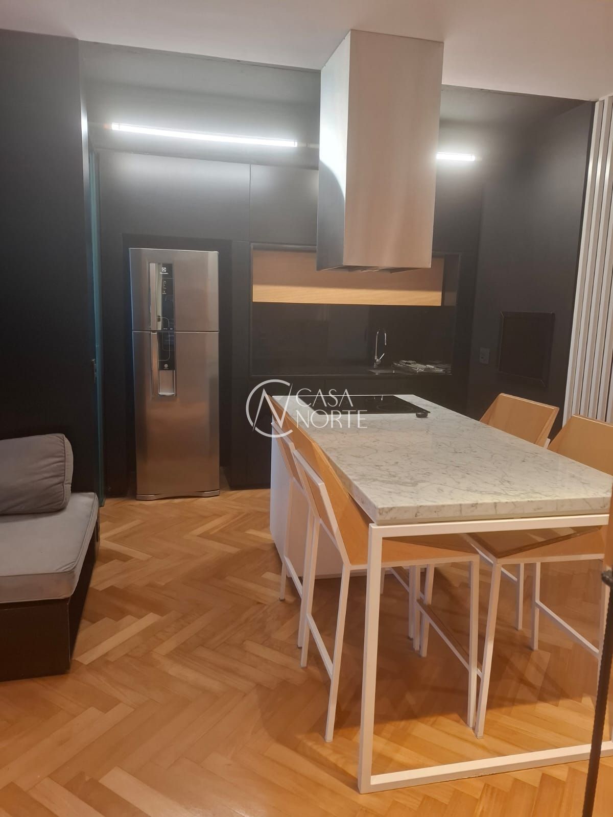 Apartamento à venda com 2 quartos, 68m², 1 suíte, 1 vaga, Avenida Princesa Isabel no bairro Santana em Porto Alegre