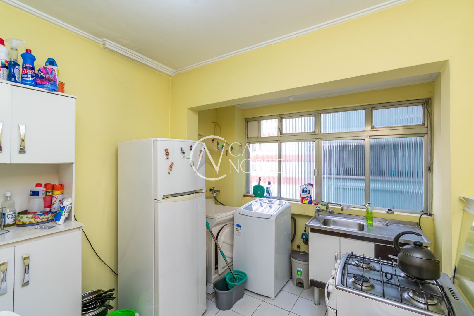 Apartamento à venda com 2 quartos, 57m², Rua Vinte e Quatro de Maio no bairro Centro Histórico em Porto Alegre