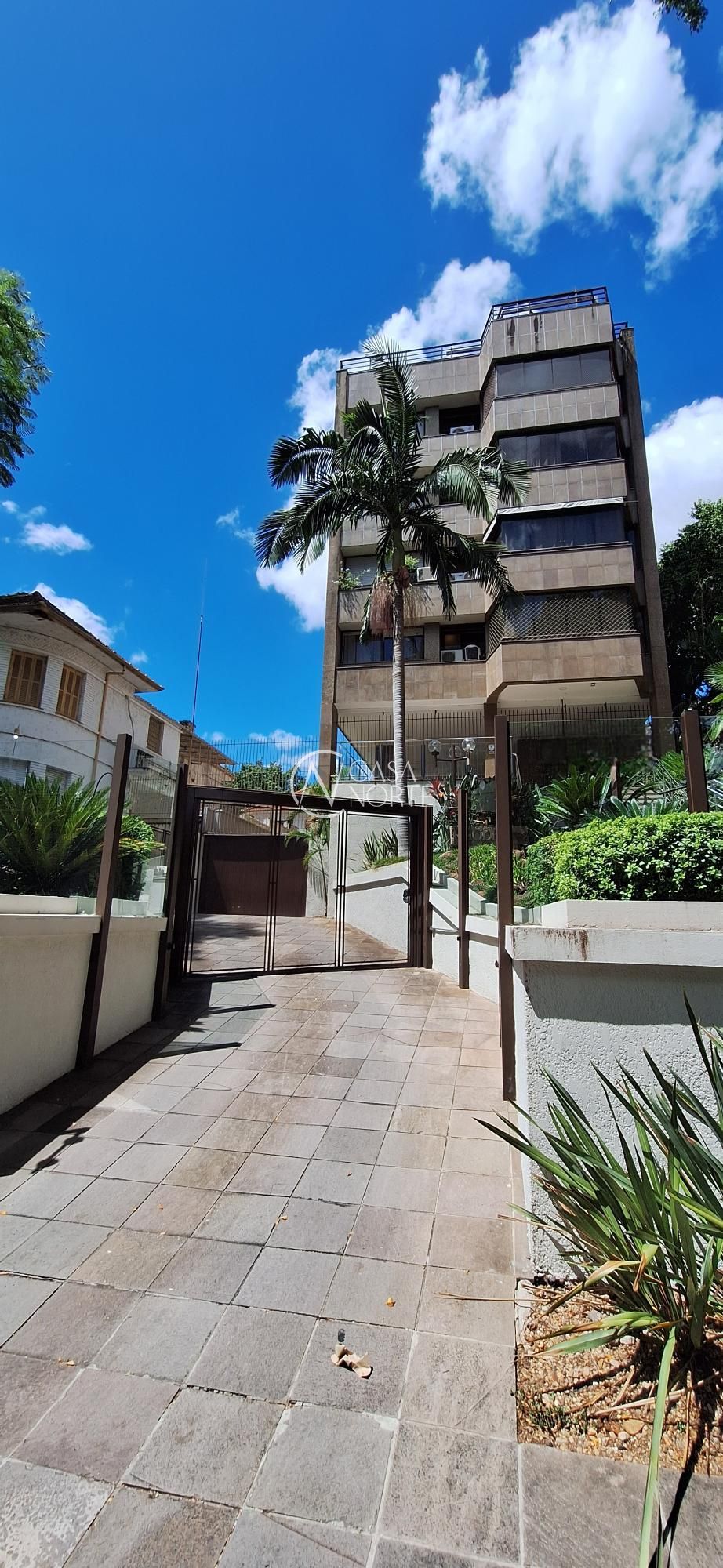 Apartamento à venda com 3 quartos, 211m², 1 suíte, 2 vagas, Rua Coronel Bordini no bairro Auxiliadora em Porto Alegre