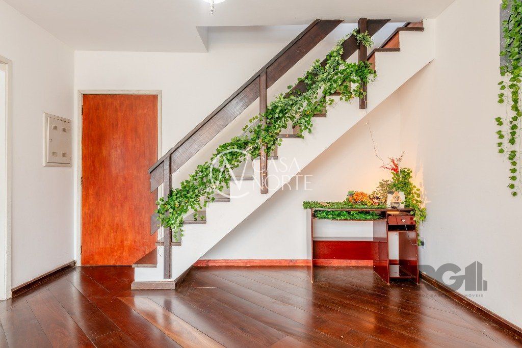 Cobertura à venda com 4 quartos, 145m², 1 vaga, Rua Barão de Itaqui no bairro Jardim São Pedro em Porto Alegre