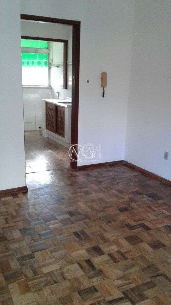 Apartamento à venda com 1 quarto, 38m², Rua Dona Alzira no bairro Sarandi em Porto Alegre